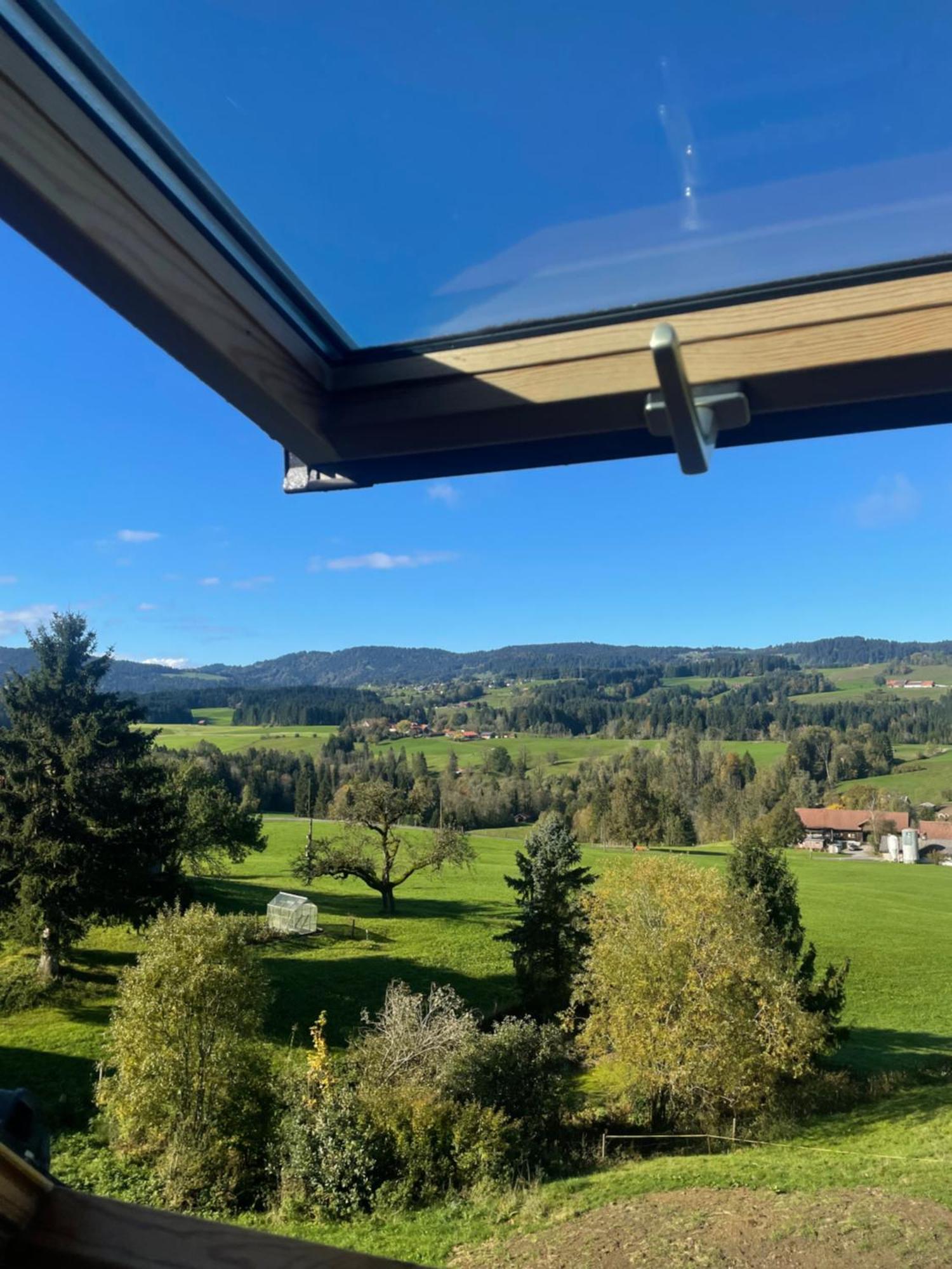 Allgaeu Cottage - Traumhafter Blick In Die Schweizer Berge Weiler-Simmerberg Extérieur photo